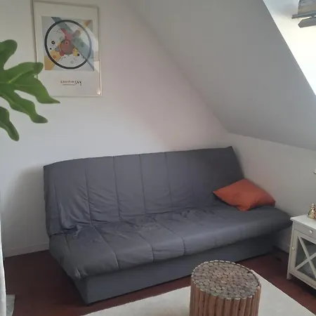 Maison Ensoleillee A Pied הולגאט